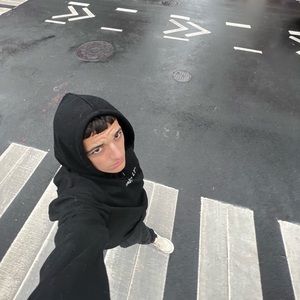 Meet your Posher, Nico